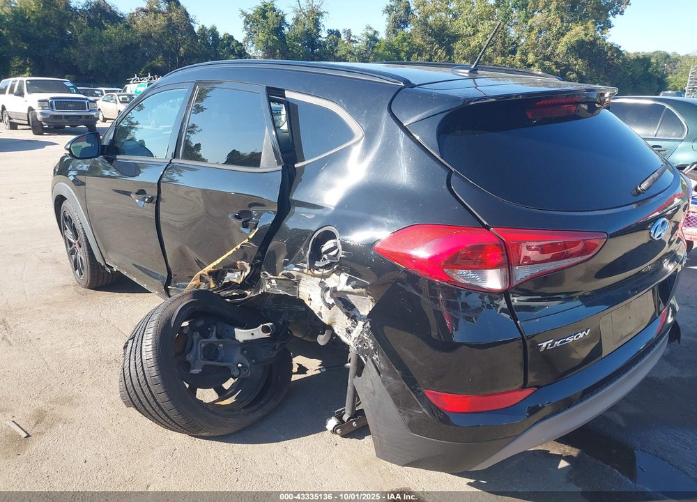 2017 HYUNDAI TUCSON NIGHT VIN: KM8J33A22HU432912