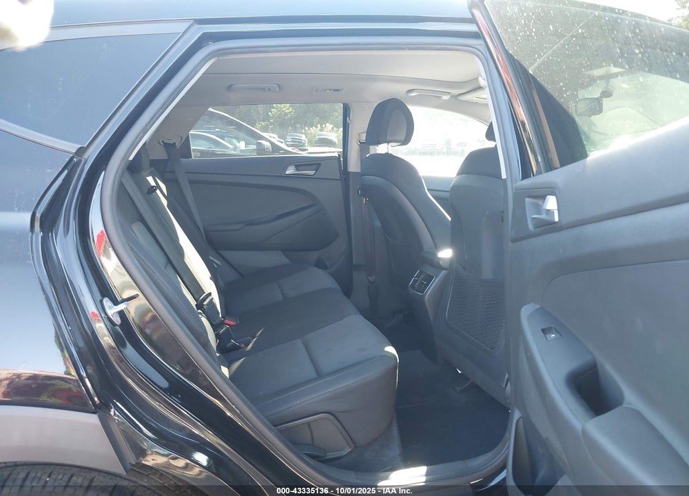2017 HYUNDAI TUCSON NIGHT VIN: KM8J33A22HU432912