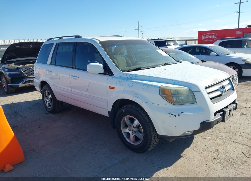 2007 HONDA PILOT EX VIN: 5FNYF28407B005411