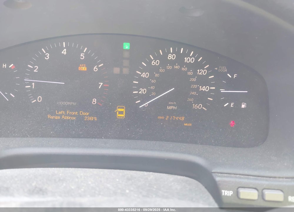 2005 LEXUS LS 430 VIN: JTHBN36F355003233