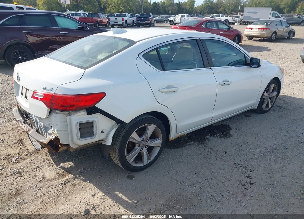 2013 ACURA ILX 2.0L VIN: 19VDE1F55DE402579