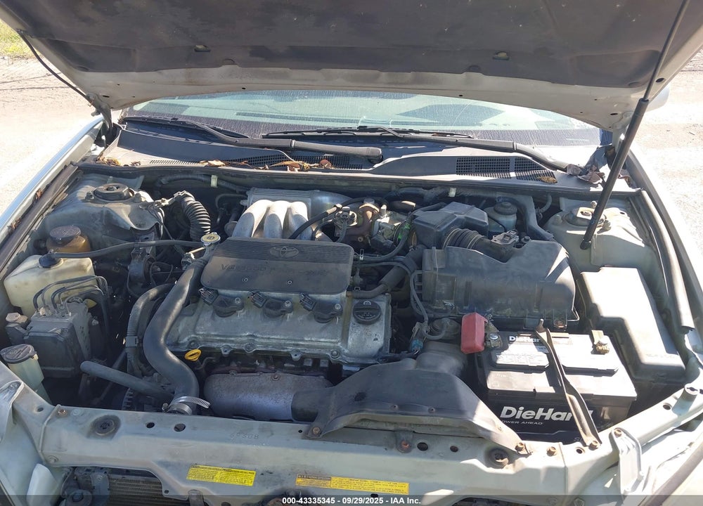 2002 TOYOTA CAMRY XLE V6 VIN: 4T1BF30K62U525405