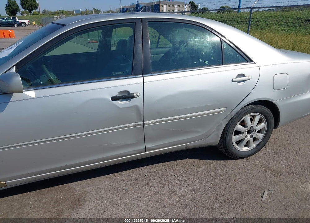 2002 TOYOTA CAMRY XLE V6 VIN: 4T1BF30K62U525405