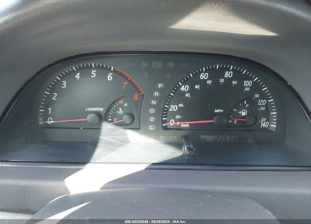 2002 TOYOTA CAMRY XLE V6 VIN: 4T1BF30K62U525405