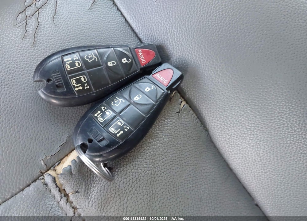 2010 DODGE GRAND CARAVAN SXT VIN: 2D4RN5DX4AR498274