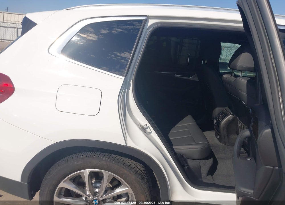 2019 BMW X3 VIN: 5UXTR9C57KLE19819