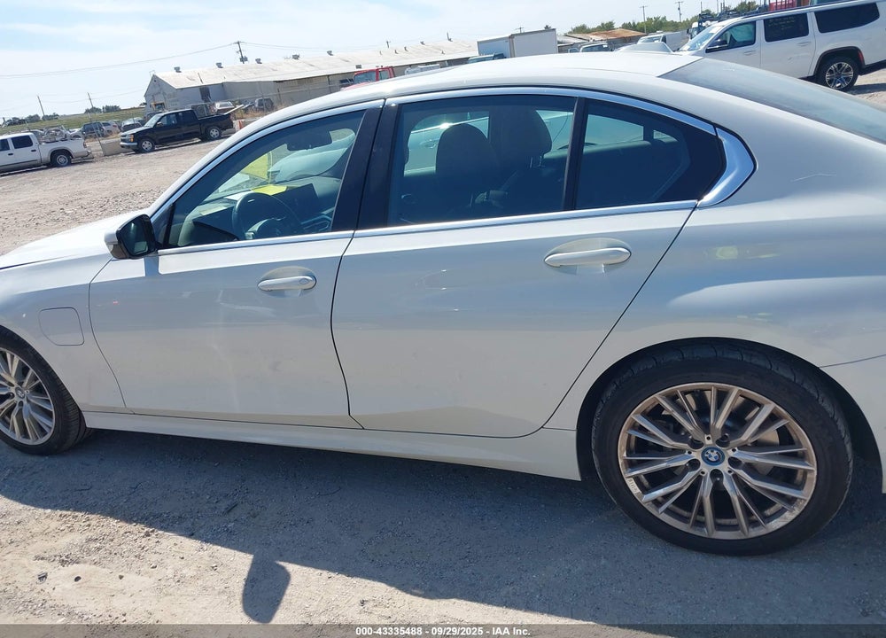 2024 BMW 3 SERIES 330E VIN: 3MW39FF03R8E18890