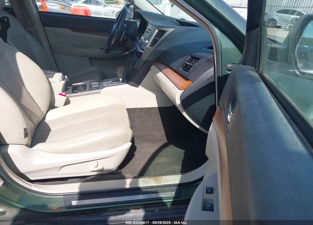 2013 SUBARU OUTBACK 2.5I LIMITED VIN: 4S4BRBKC6D3318416