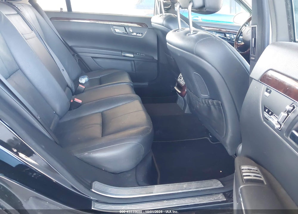 2007 MERCEDES-BENZ S 550 VIN: WDDNG71X97A091768
