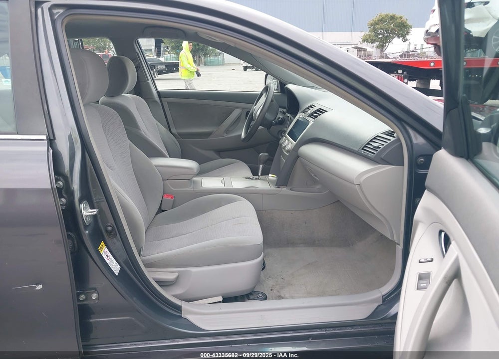2011 TOYOTA CAMRY LE VIN: 4T1BF3EK1BU156106