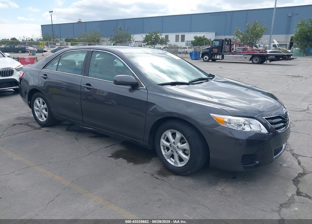 2011 TOYOTA CAMRY LE VIN: 4T1BF3EK1BU156106