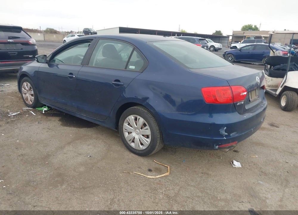 2011 VOLKSWAGEN JETTA VIN: 3VWDZ7AJ3BM325357