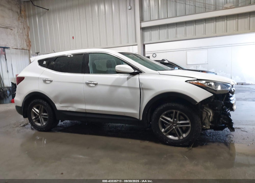 2018 HYUNDAI SANTA FE SPORT 2.4L VIN: 5XYZTDLB1JG555408