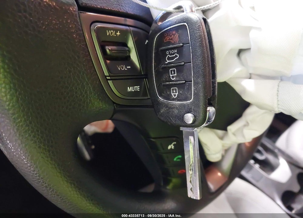 2018 HYUNDAI SANTA FE SPORT 2.4L VIN: 5XYZTDLB1JG555408