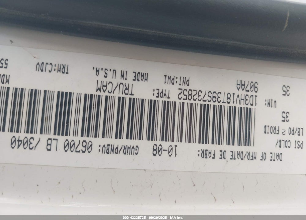 2009 DODGE RAM 1500 VIN: 1D3HV18T39S732852