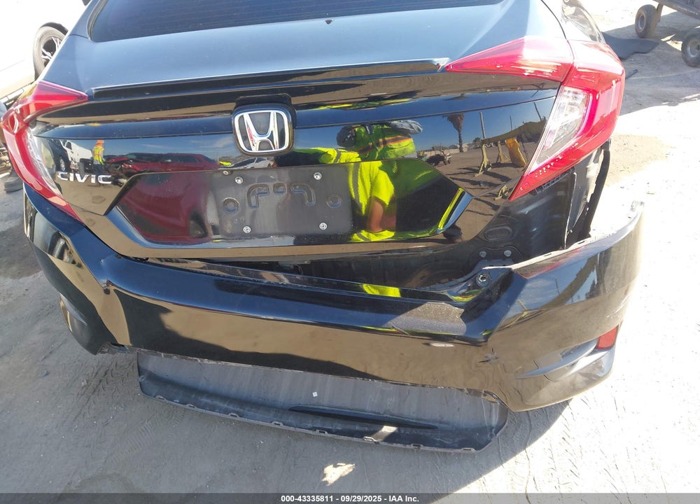 2017 HONDA CIVIC VIN: 2HGFC1F32HH645024