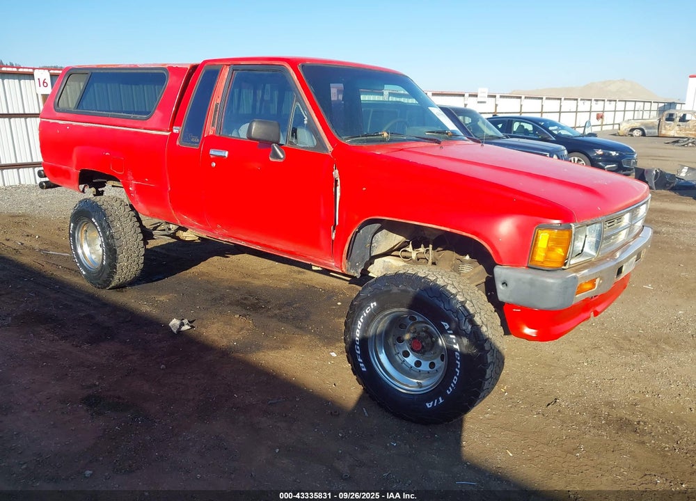1988 TOYOTA PICKUP SHORT BED XTRACAB VN67SR5 VIN: JT4VN67M8J0010165