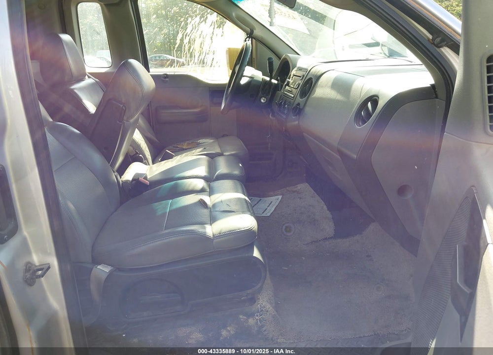 2005 FORD F-150 STX/XL/XLT VIN: 1FTRF12245NC08743
