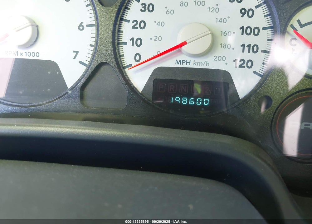 2007 DODGE RAM 1500 VIN: 1D7HA18217J635654