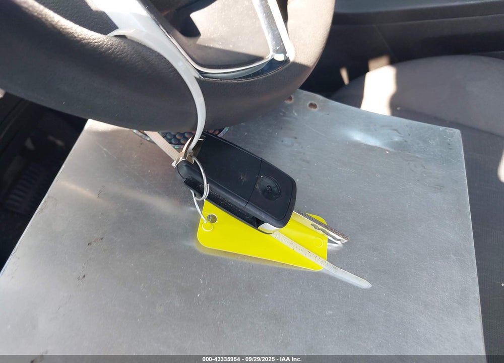 2013 CHEVROLET VOLT VIN: 1G1RE6E48DU132387