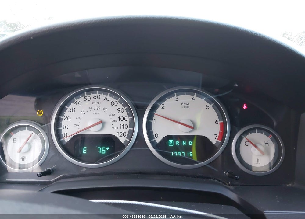 2010 DODGE GRAND CARAVAN SXT VIN: 2D4RN5D19AR409651