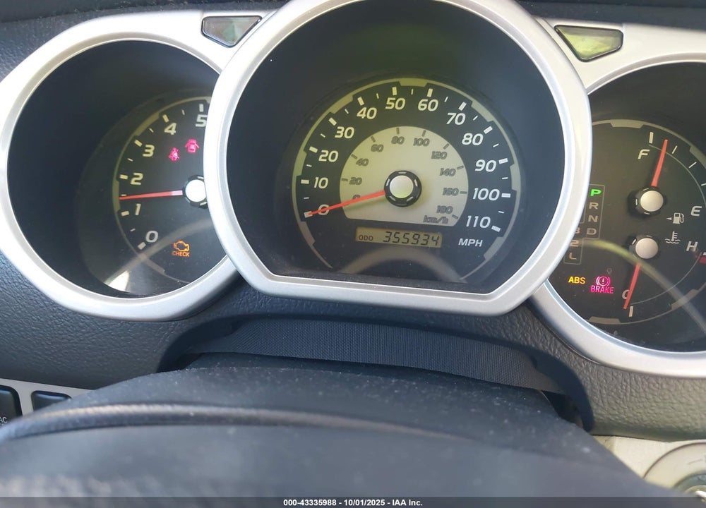 2004 TOYOTA 4RUNNER SR5 V6 VIN: JTEZU14R440026449