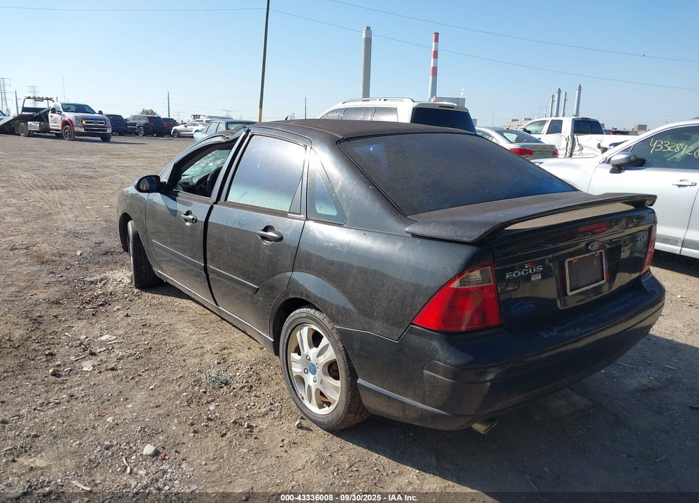 2005 FORD FOCUS ZX4 VIN: 1FAFP38Z85W103106