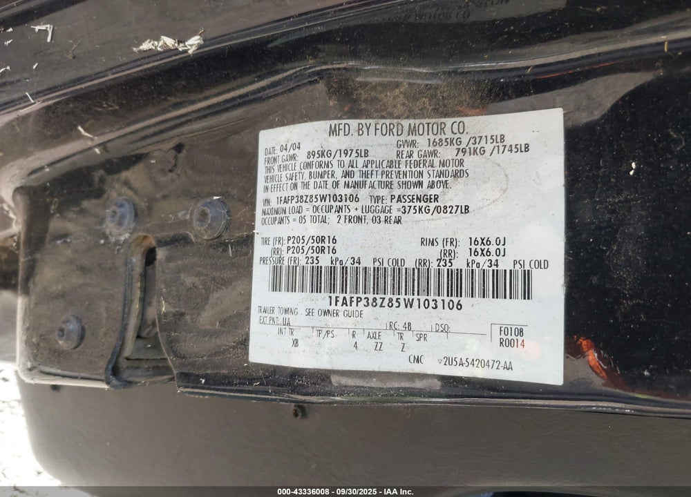 2005 FORD FOCUS ZX4 VIN: 1FAFP38Z85W103106