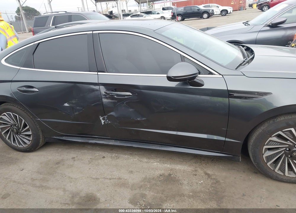 2024 HYUNDAI SONATA HYBRID VIN: KMHL34JJ3RA100437