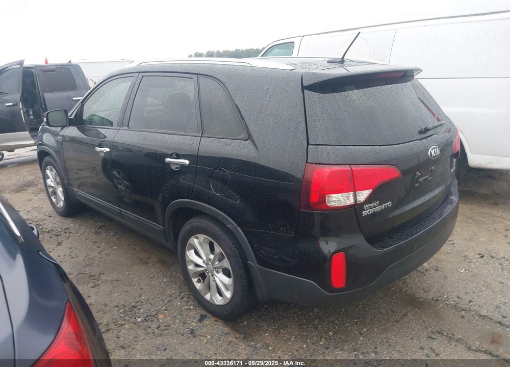 2015 KIA SORENTO VIN: 5XYKU4A77FG636269