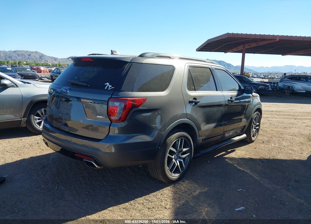 2017 FORD EXPLORER SPORT TRAC VIN: 1FM5K8GT5HGD42329