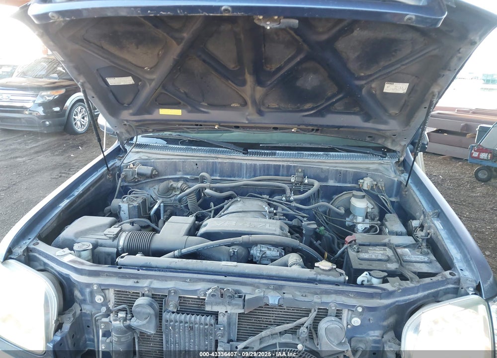 2001 TOYOTA SEQUOIA SR5 V8 VIN: 5TDZT34A41S054855