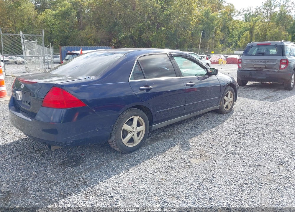 2007 HONDA ACCORD 2.4 LX VIN: 1HGCM56487A127237