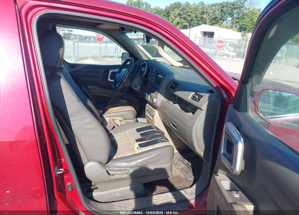 2006 HONDA RIDGELINE RTL VIN: 2HJYK16516H542391