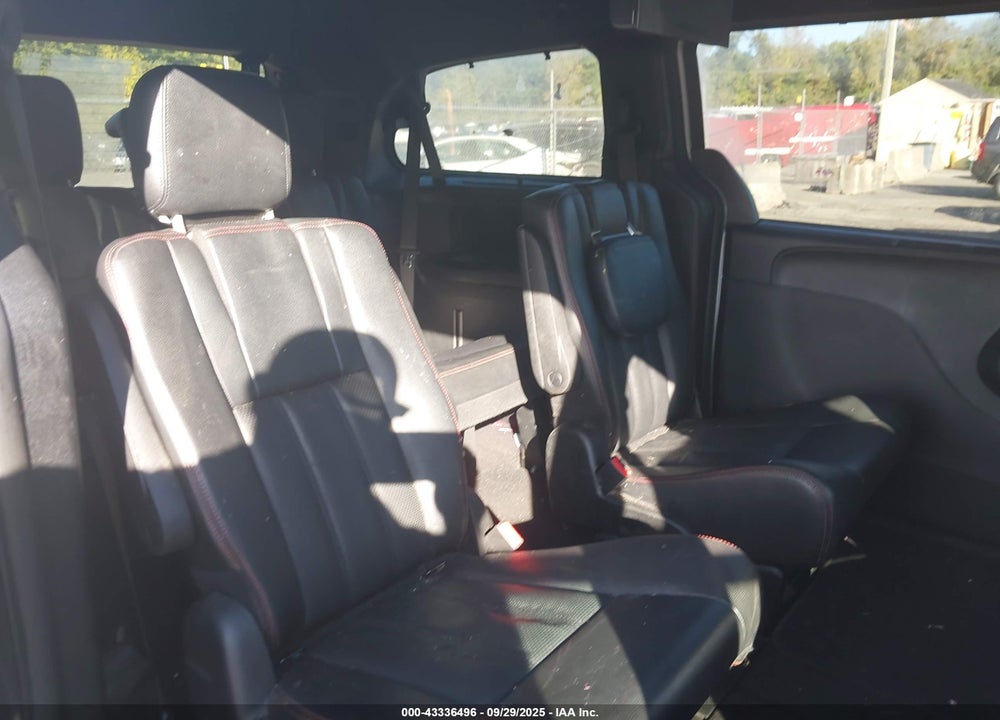 2017 DODGE GRAND CARAVAN GT VIN: 2C4RDGEG7HR814125