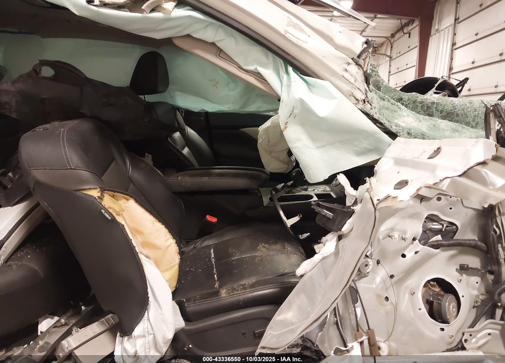 2018 NISSAN MURANO PLATINUM VIN: 5N1AZ2MH7JN114485