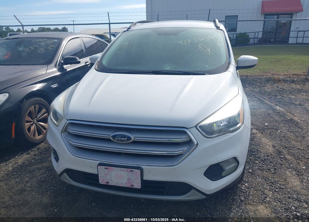 2018 FORD ESCAPE VIN: 1FMCU0GD2JUB03601