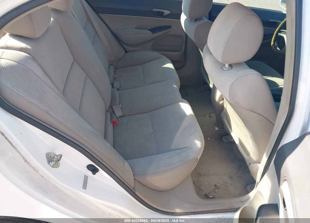 2011 HONDA CIVIC VIN: 2HGFA1F53BH521746