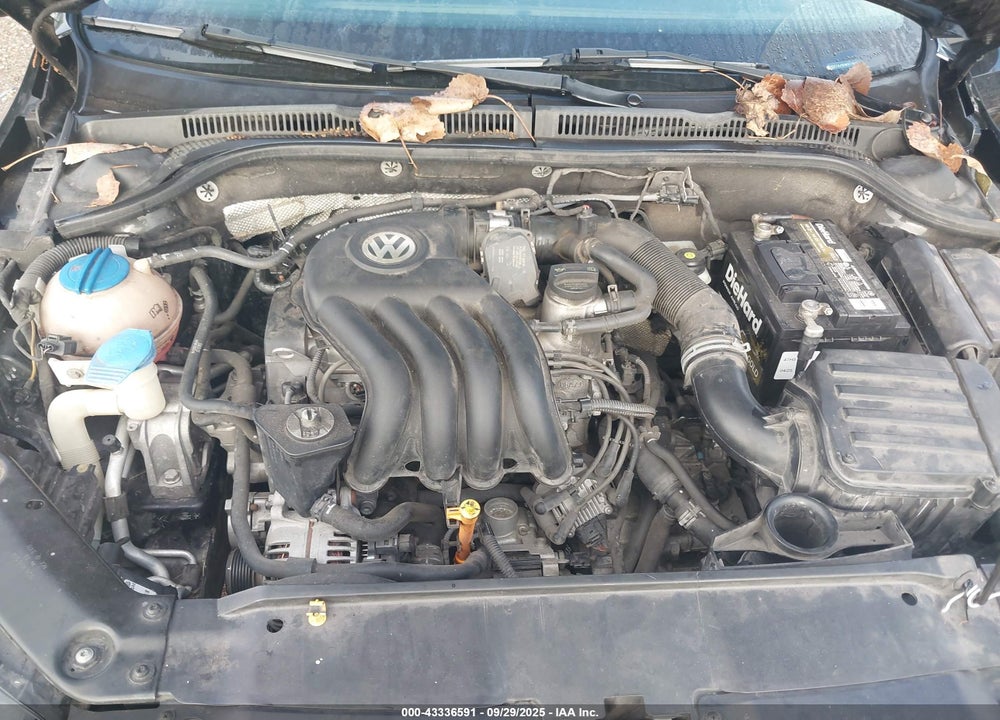 2014 VOLKSWAGEN JETTA VIN: 3VW2K7AJ3EM377913