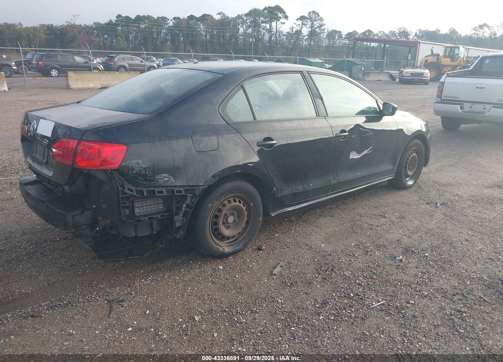 2014 VOLKSWAGEN JETTA VIN: 3VW2K7AJ3EM377913