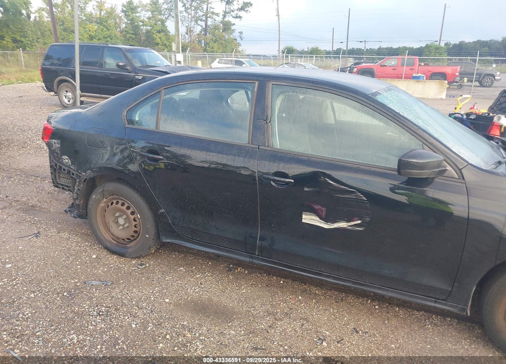 2014 VOLKSWAGEN JETTA VIN: 3VW2K7AJ3EM377913