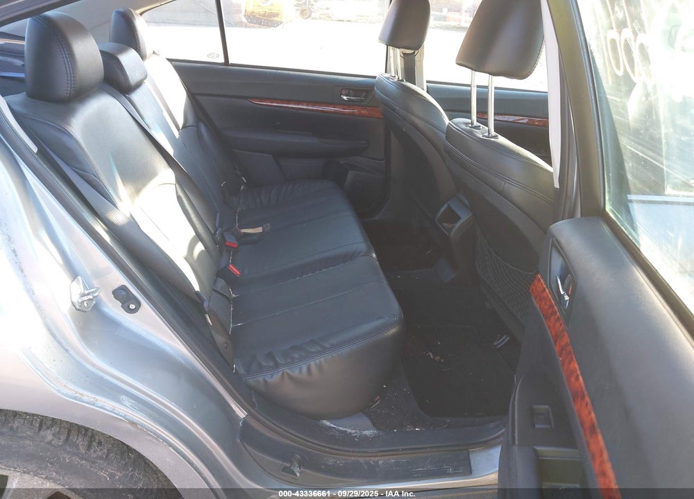 2011 SUBARU LEGACY 2.5I LIMITED VIN: 4S3BMBL63B3213678