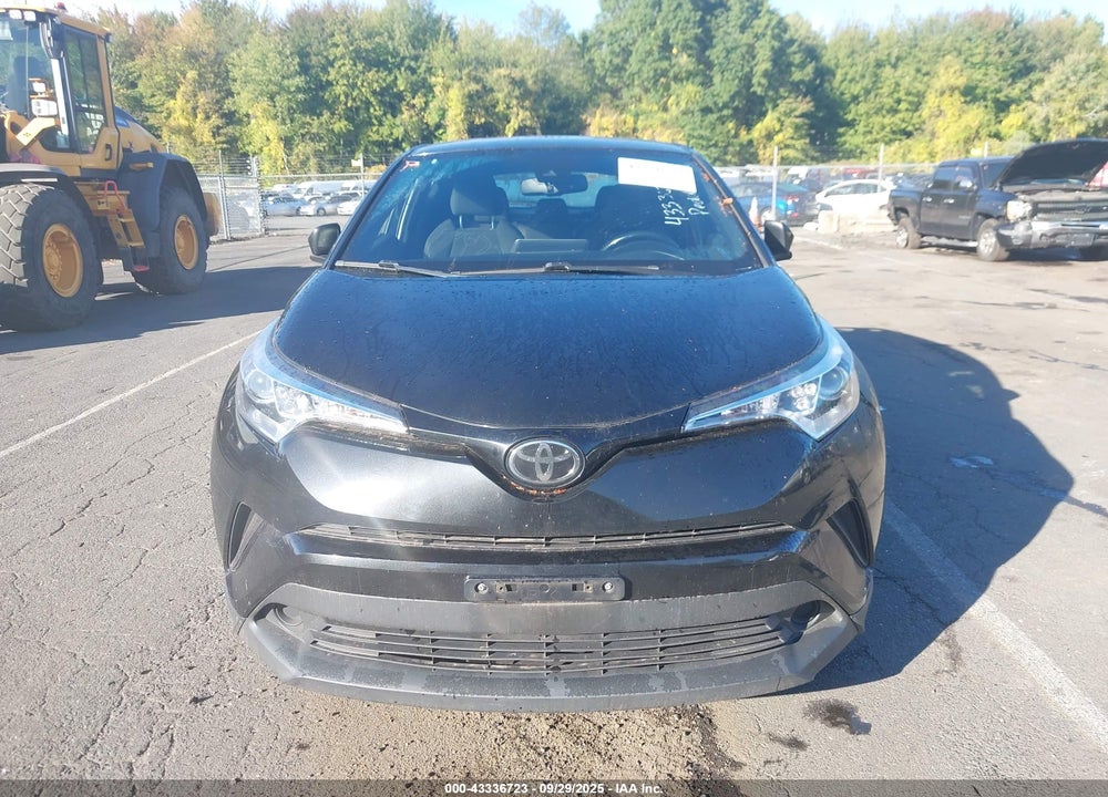 2018 TOYOTA C-HR XLE VIN: NMTKHMBX0JR037078