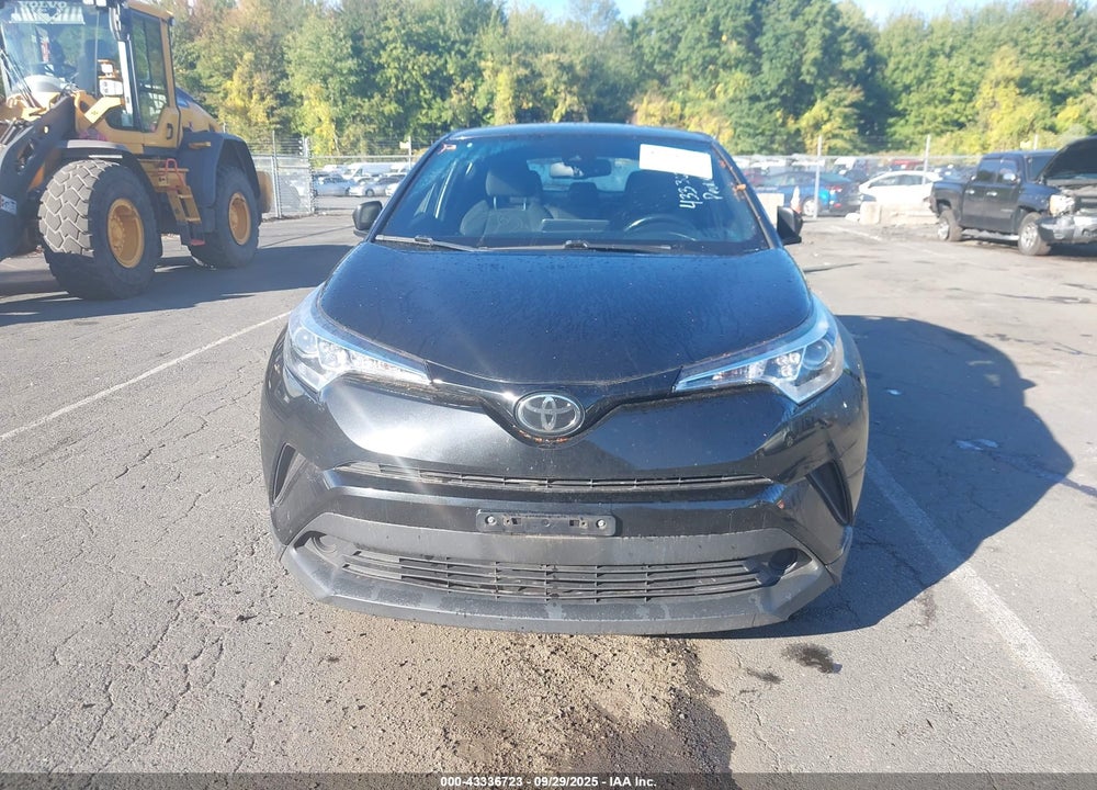 2018 TOYOTA C-HR XLE VIN: NMTKHMBX0JR037078