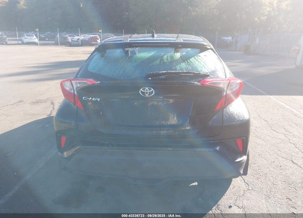2018 TOYOTA C-HR XLE VIN: NMTKHMBX0JR037078
