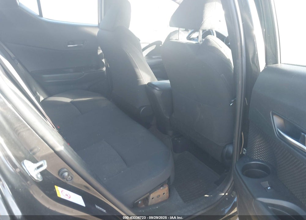 2018 TOYOTA C-HR XLE VIN: NMTKHMBX0JR037078