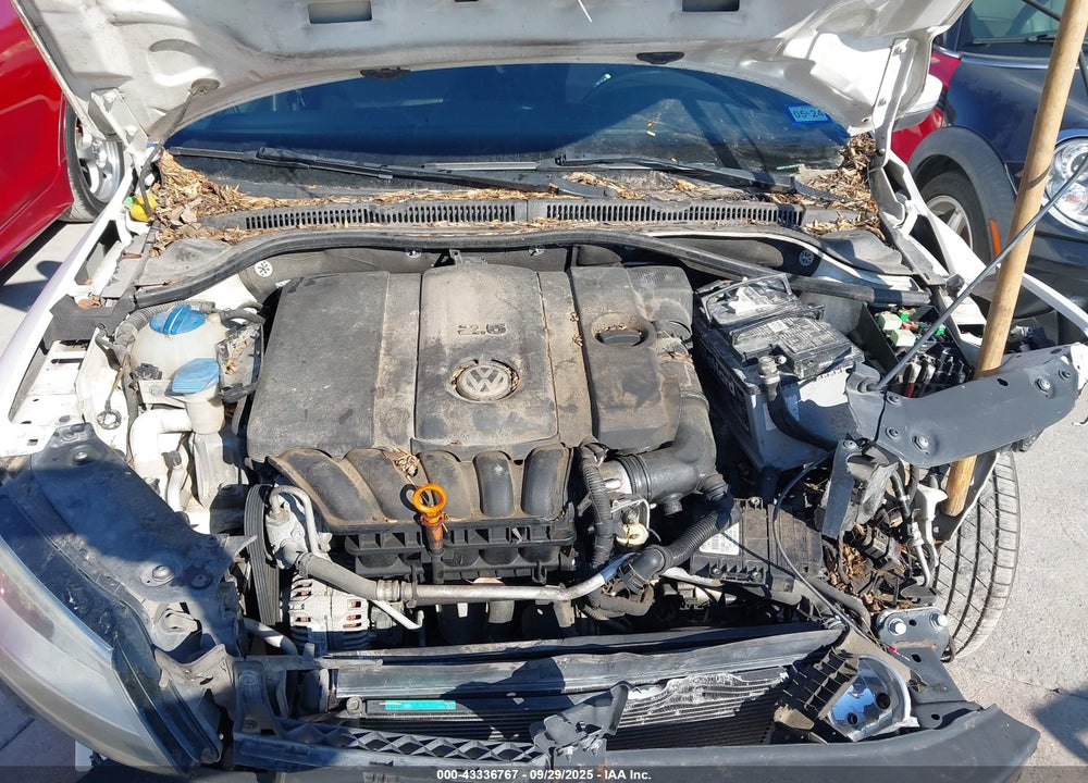 2013 VOLKSWAGEN JETTA VIN: 3VWDP7AJ8DM382906