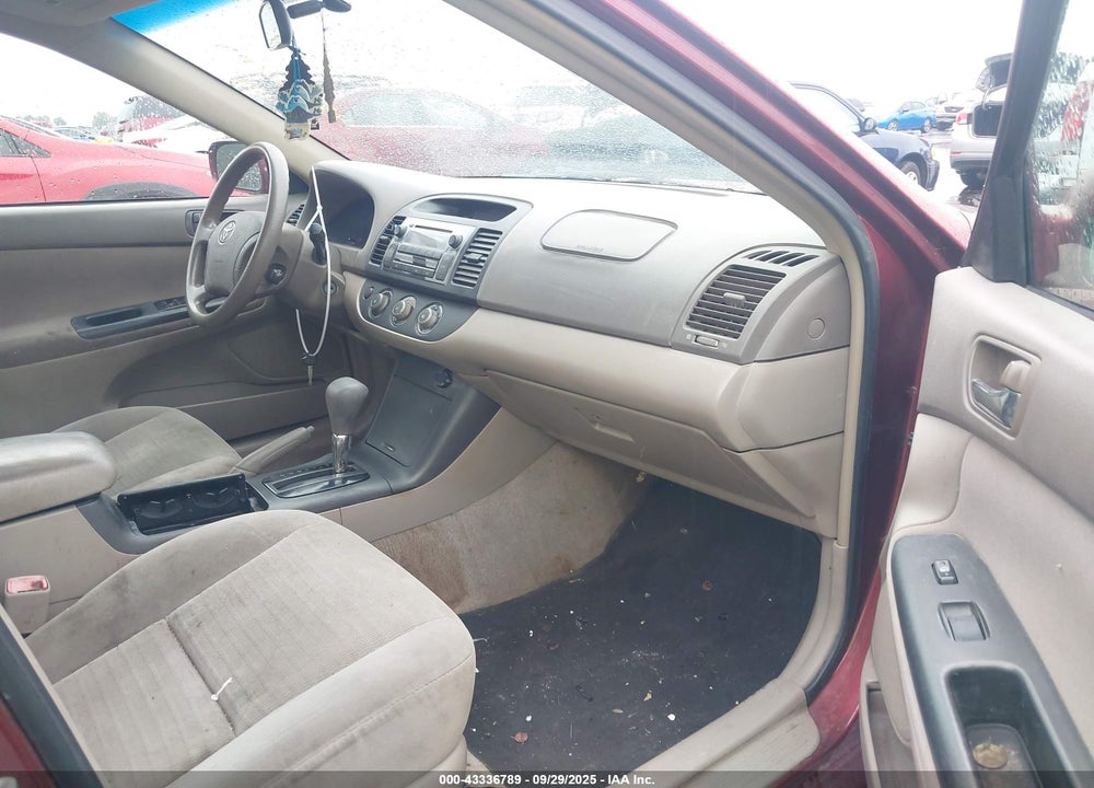 2005 TOYOTA CAMRY LE VIN: 4T1BE32K55U404126