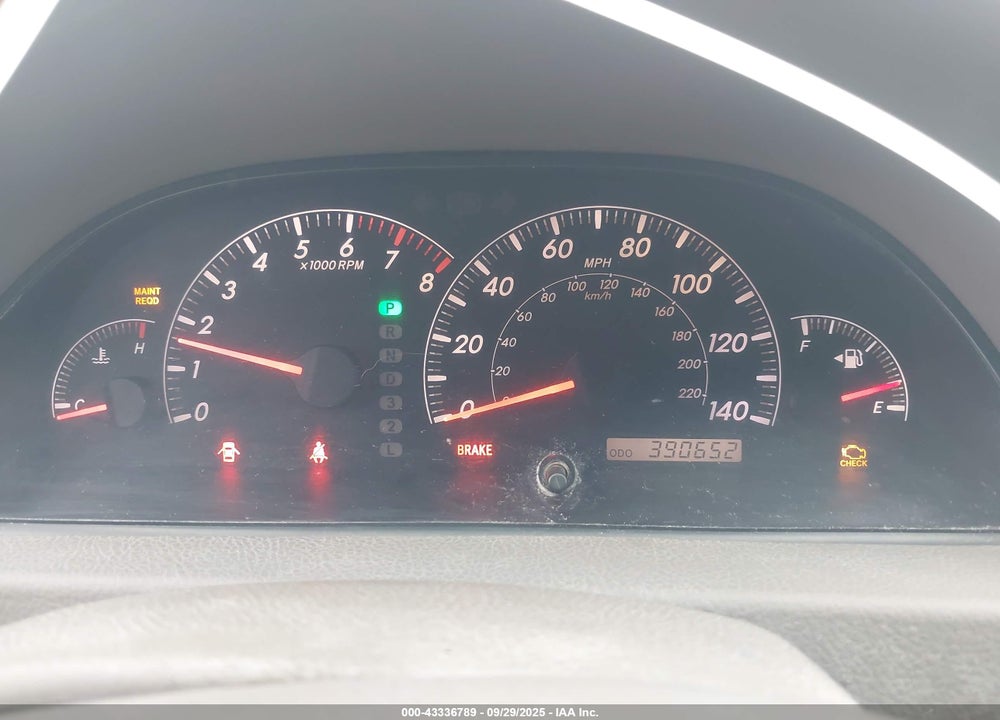 2005 TOYOTA CAMRY LE VIN: 4T1BE32K55U404126