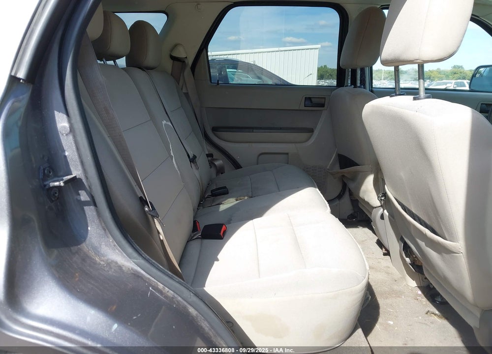 2010 FORD ESCAPE VIN: 1FMCU0D76AKB56327
